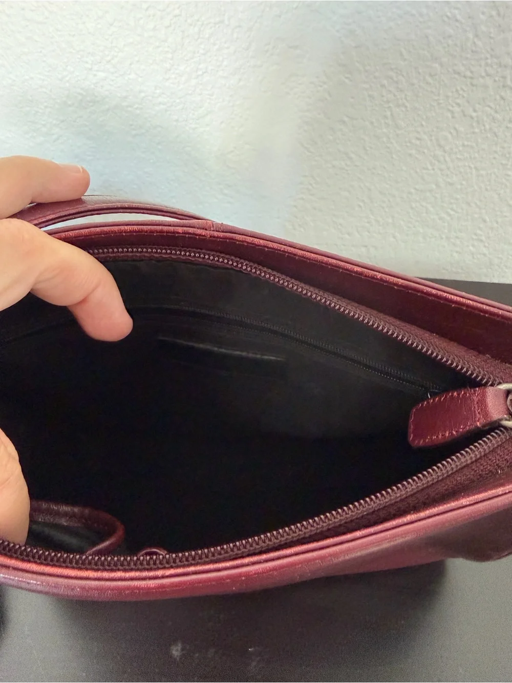 Kenneth Cole Burgundy Leather Shoulder Bag